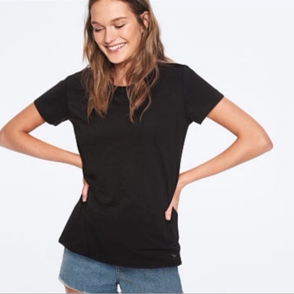 PINK Victoria's Secret Tops - PINK VS PERFECT EVERYDAY TEE